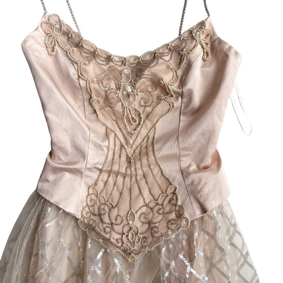 LARALIE VINTAGE PRINCESS BALL GOWN BEADED IN CHAMPAIGN WOMEN SIZE 6/8 - Picture 6 of 13